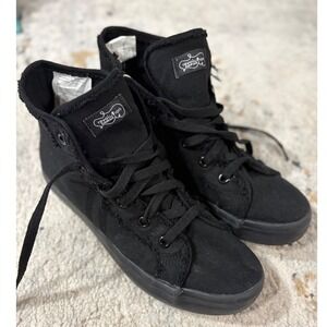 Revolution Dancewear Classic II High Top Black Canvas Sneakers Kids 7A EU 37